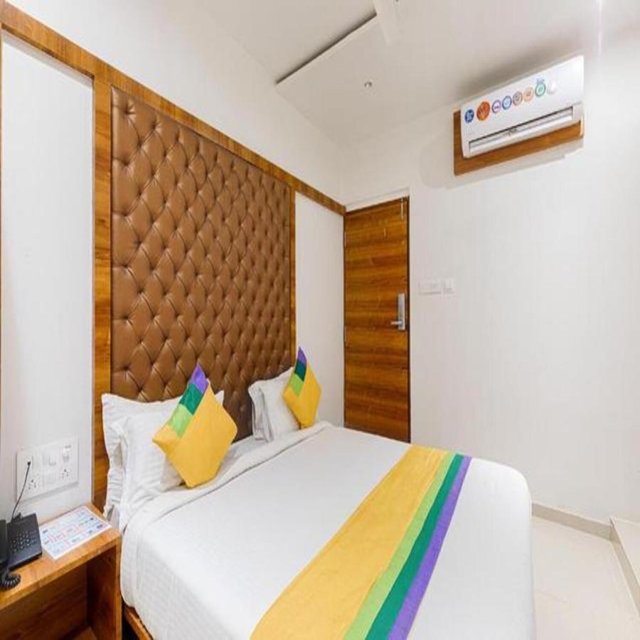 Hotel Riva International Goregaon- Near Nesco Мумбаи Экстерьер фото