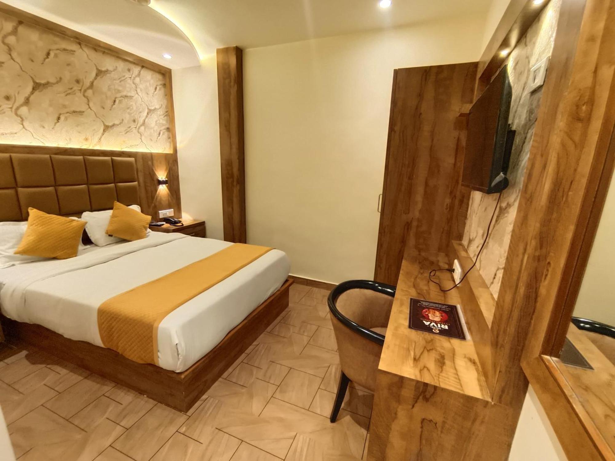 Hotel Riva International Goregaon- Near Nesco Мумбаи Экстерьер фото